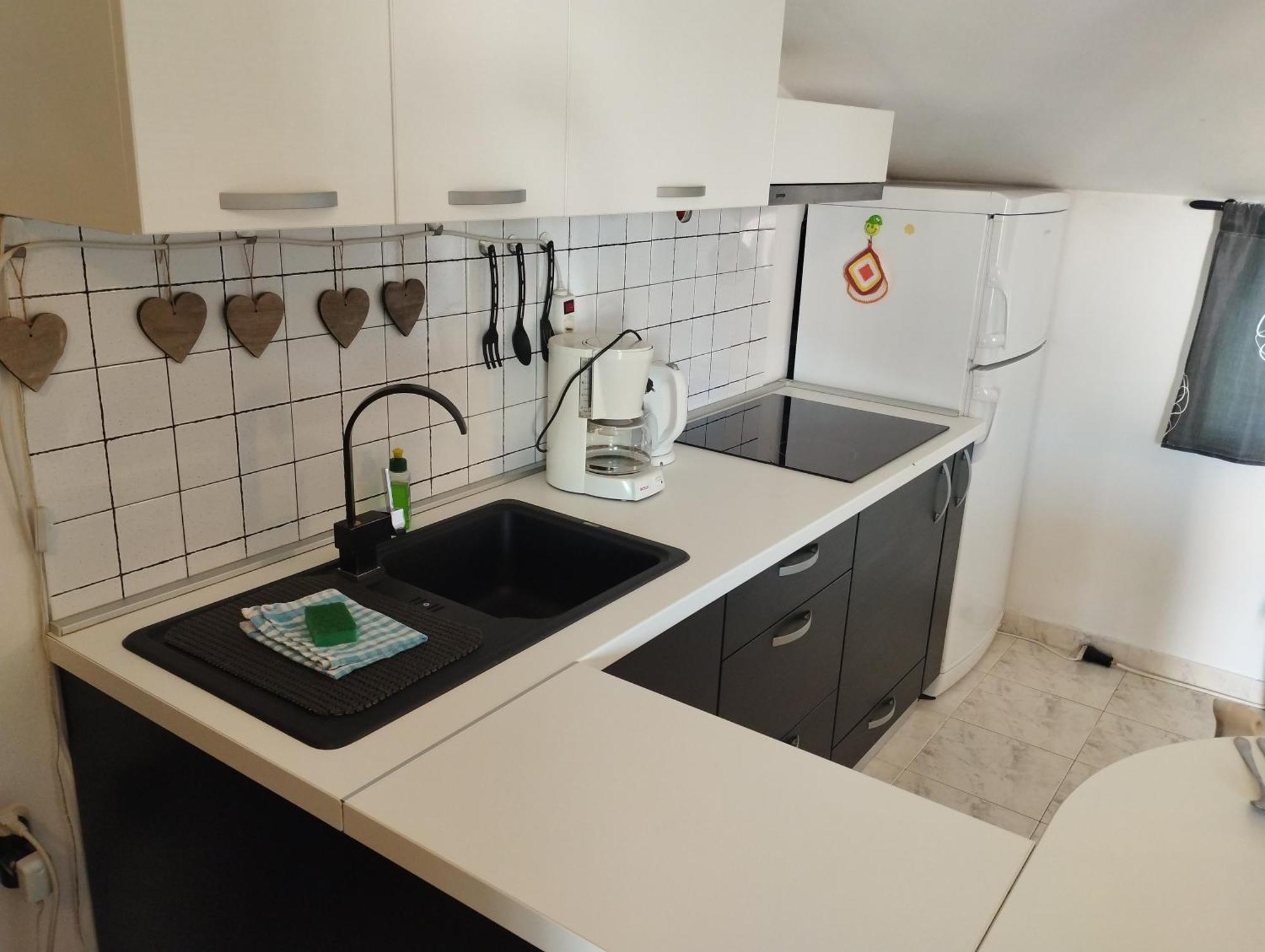 Apartment Jal 로비니 외부 사진