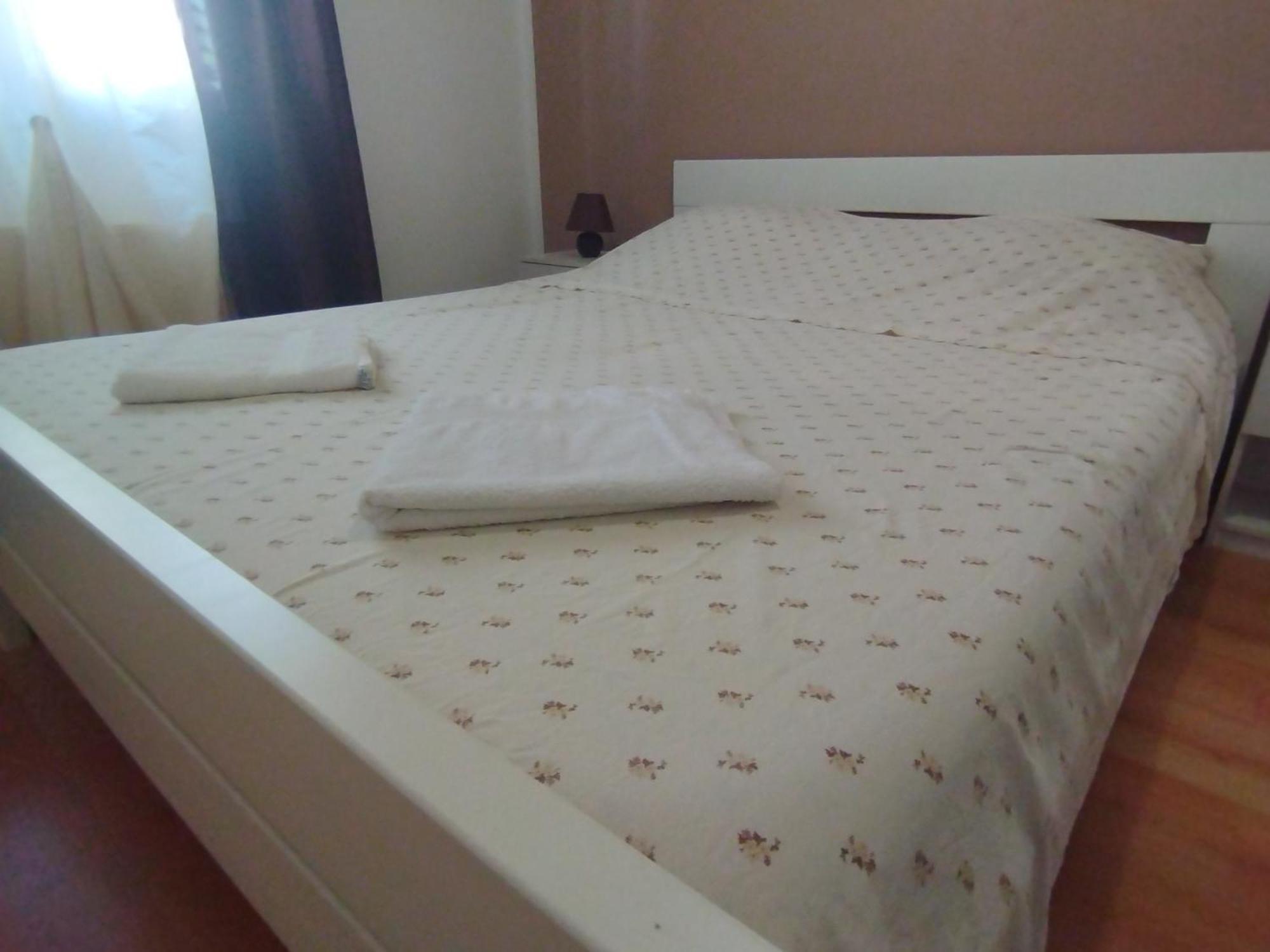 Apartment Jal 로비니 외부 사진