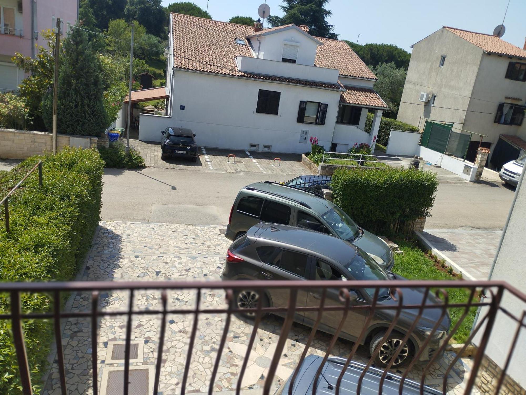 Apartment Jal 로비니 외부 사진