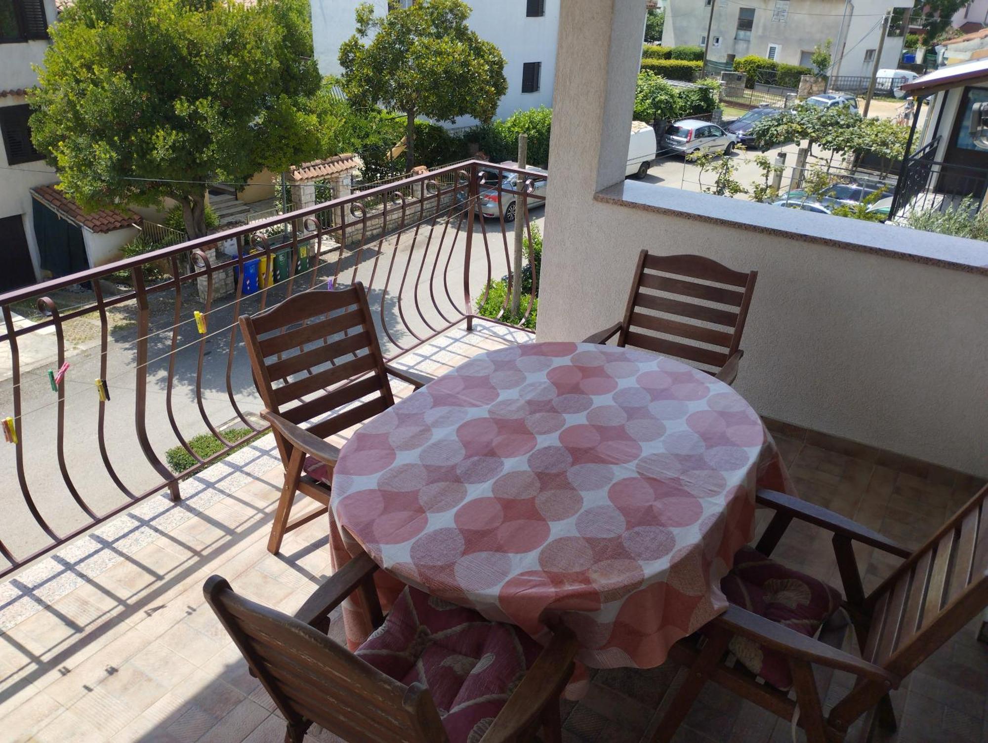 Apartment Jal 로비니 외부 사진