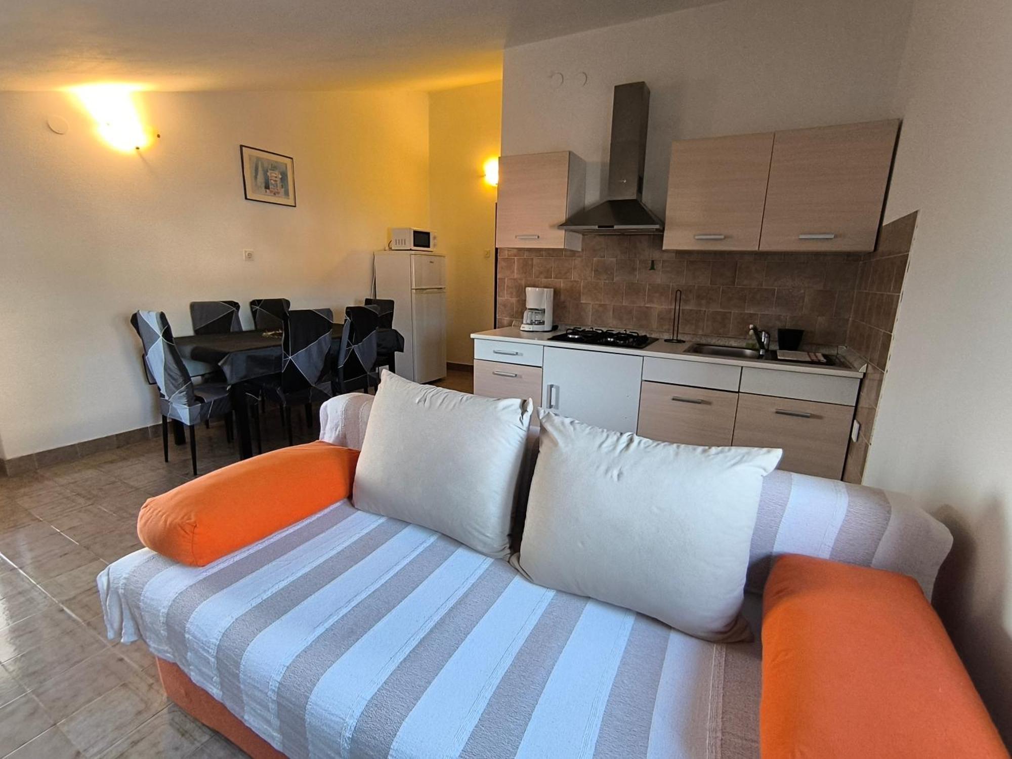 Apartment Jal 로비니 외부 사진